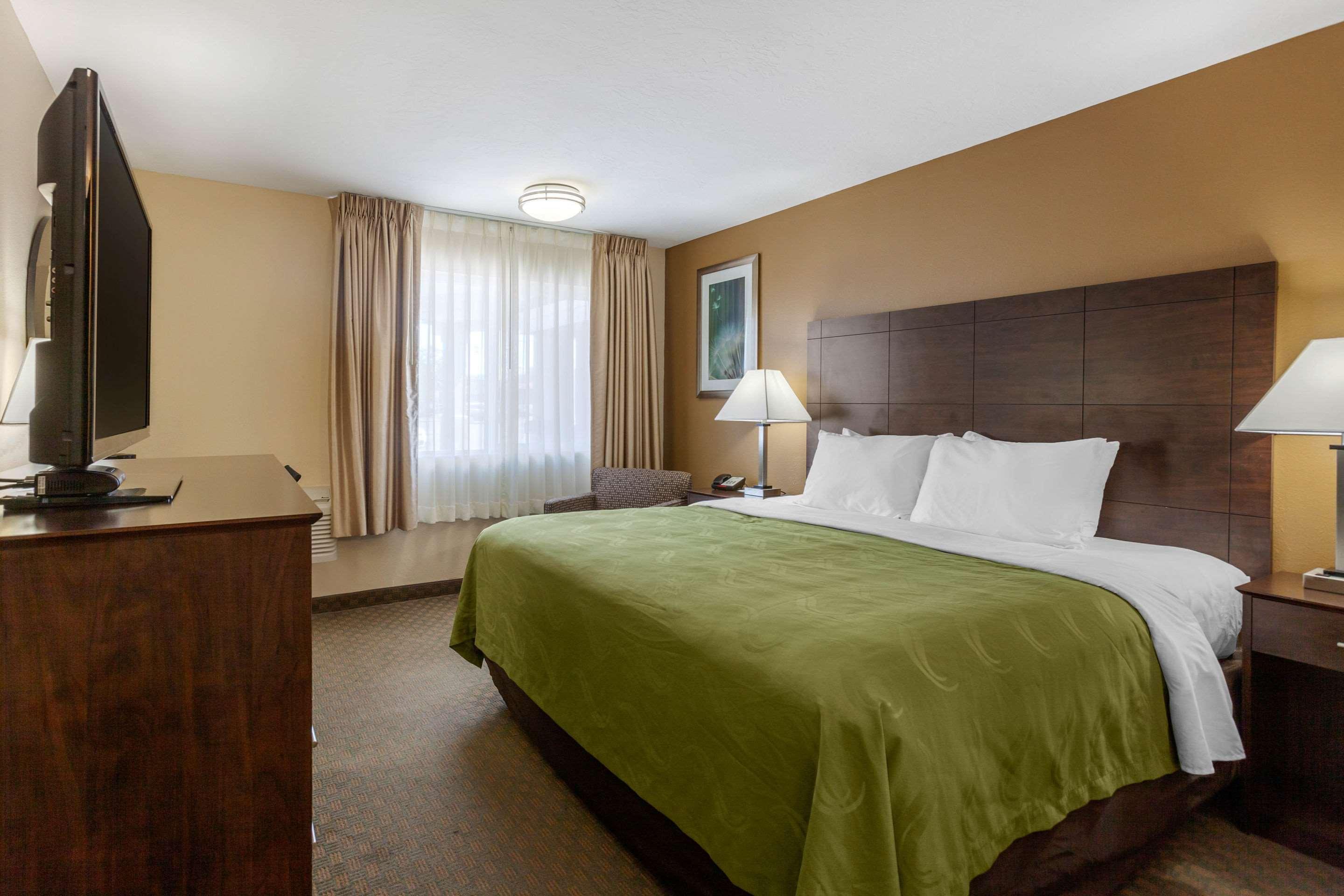 Quality Inn Ontario Exterior photo