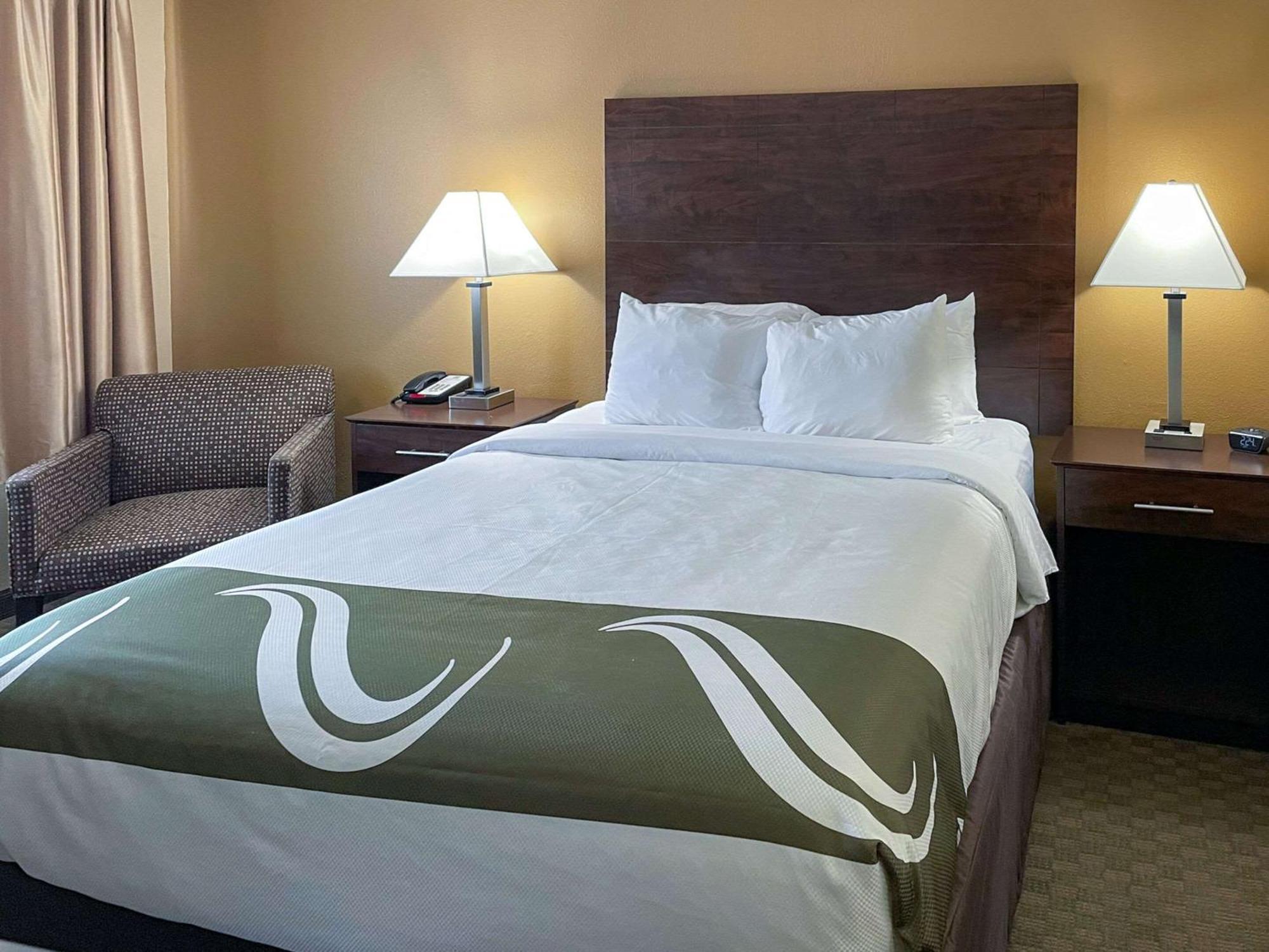 Quality Inn Ontario Exterior photo