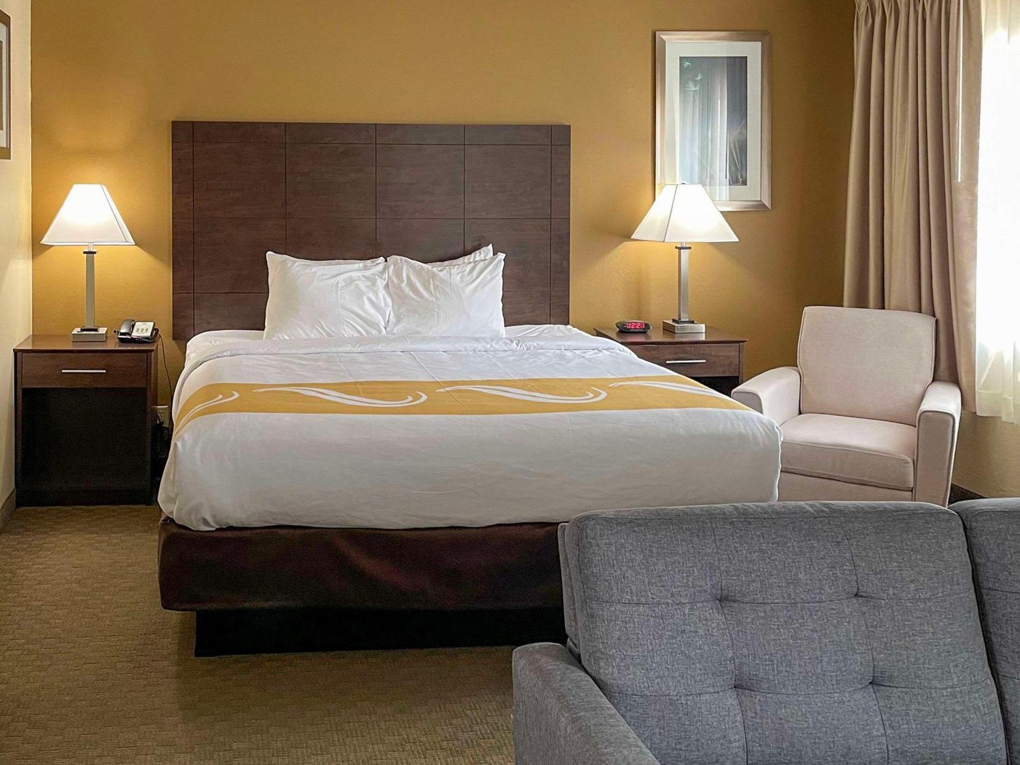 Quality Inn Ontario Exterior photo