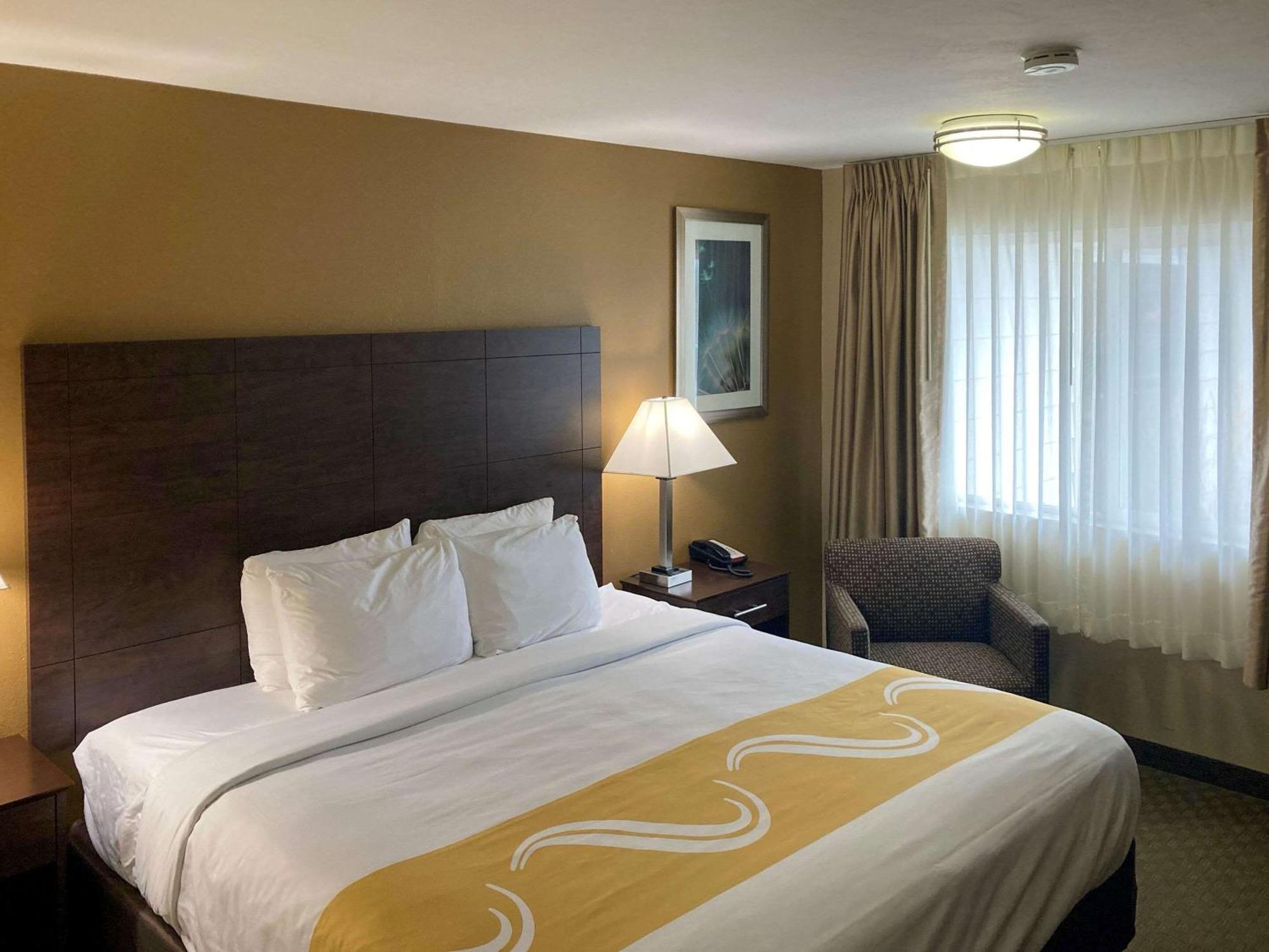 Quality Inn Ontario Exterior photo