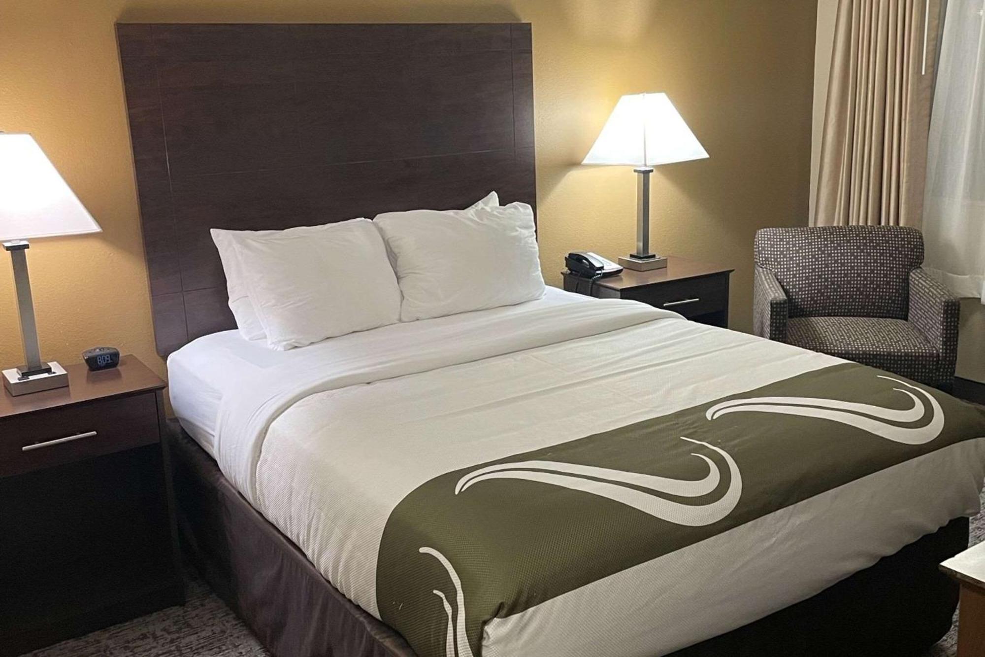 Quality Inn Ontario Exterior photo