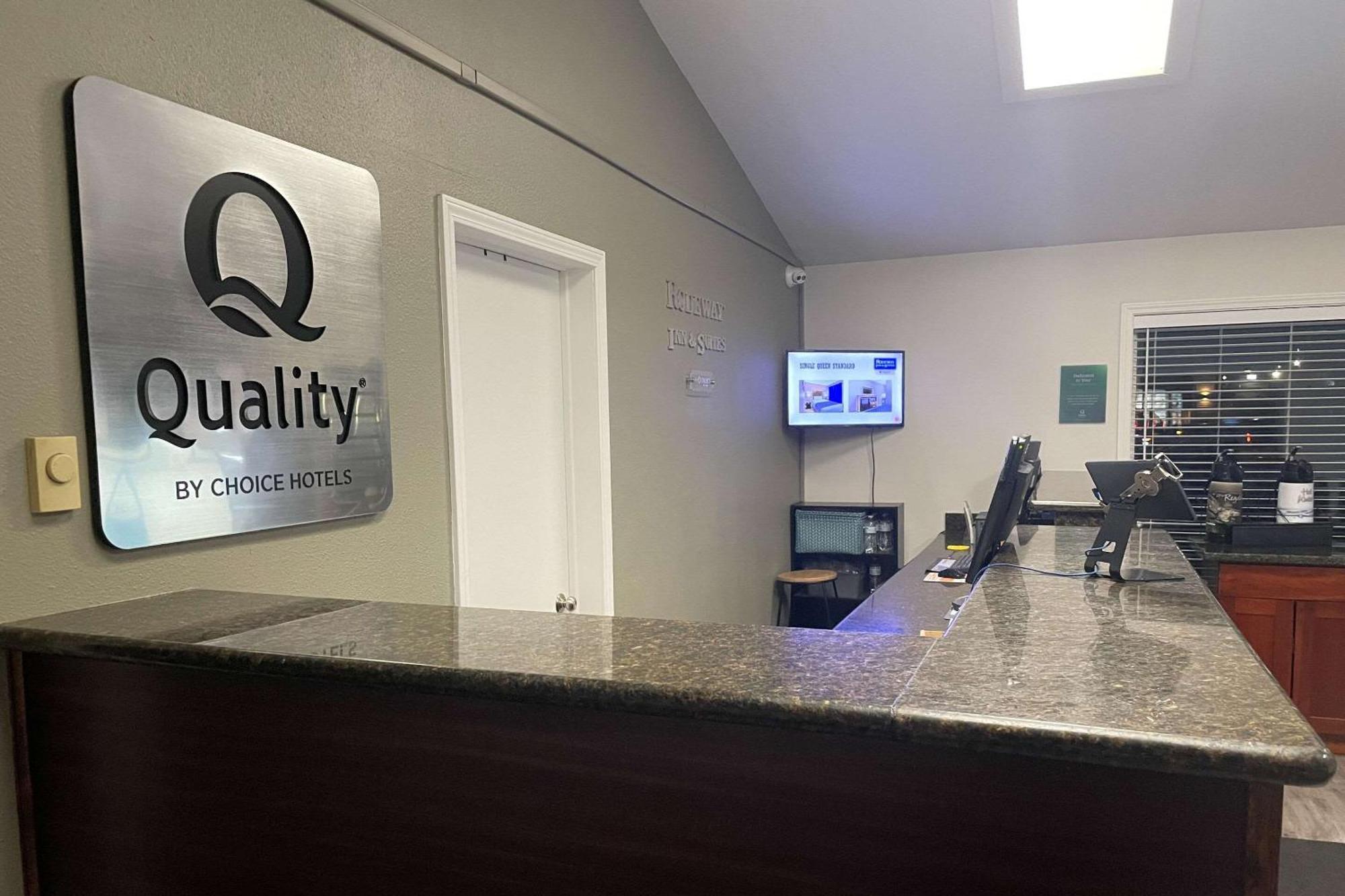 Quality Inn Ontario Exterior photo
