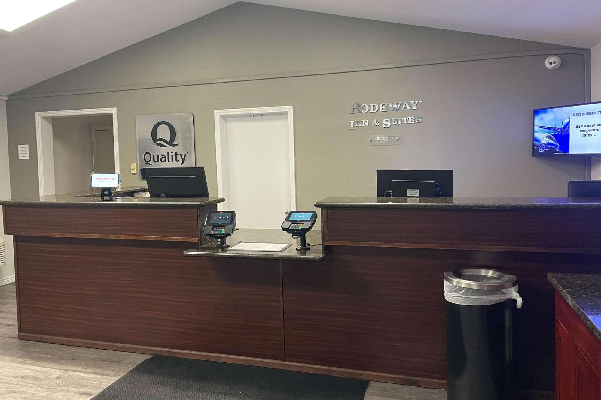 Quality Inn Ontario Exterior photo