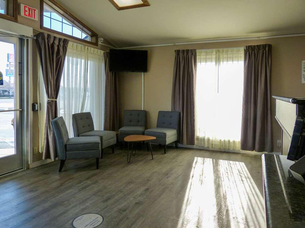 Quality Inn Ontario Interior photo